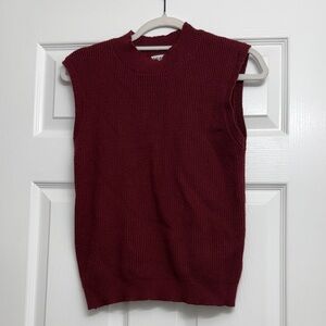 Elegant Sleeveless Maroon Sweater Vest
